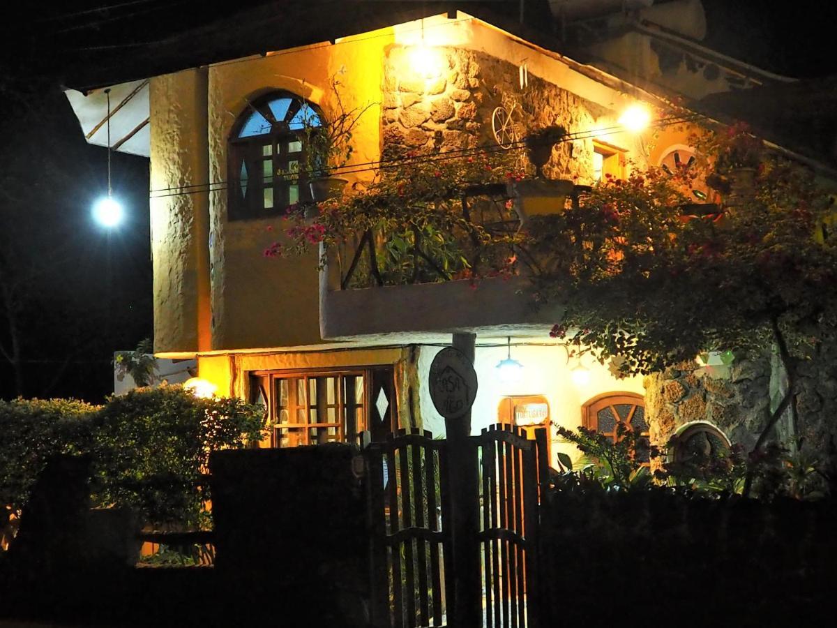 Casa del Lago Lodging House Puerto Ayora  Exterior foto